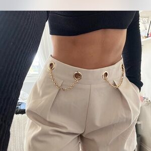 DO+BE Cream Pants with Gold Chain Accent